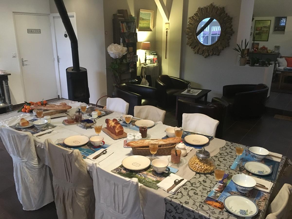 Bed and Breakfast La Metairie Domloup Экстерьер фото